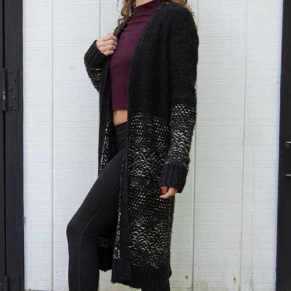 Universal Thread Sweaters - Black and White Long Cardigan Universal Thread